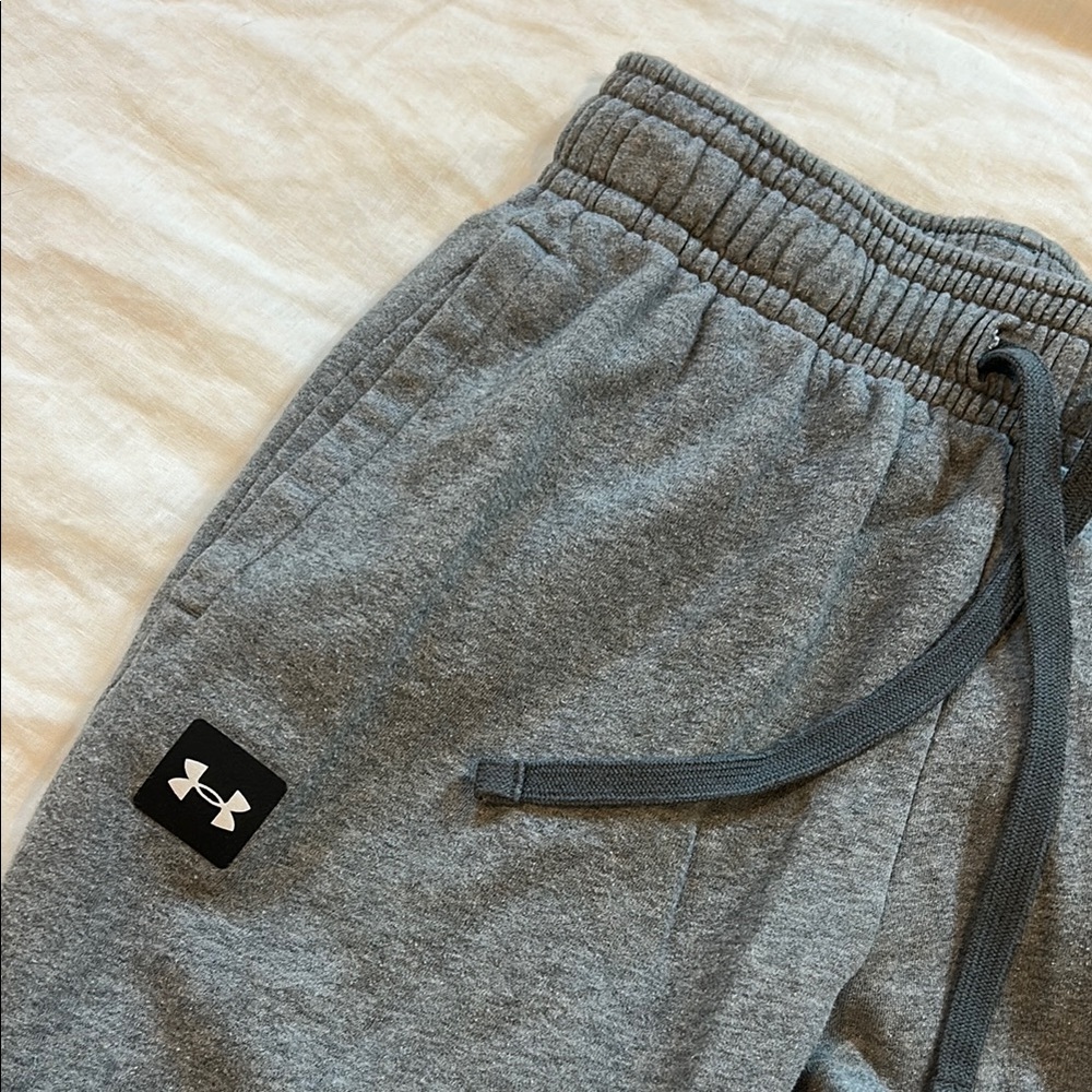 Under Armour Men’s Gray Sweatpants - Picture 5 of 6